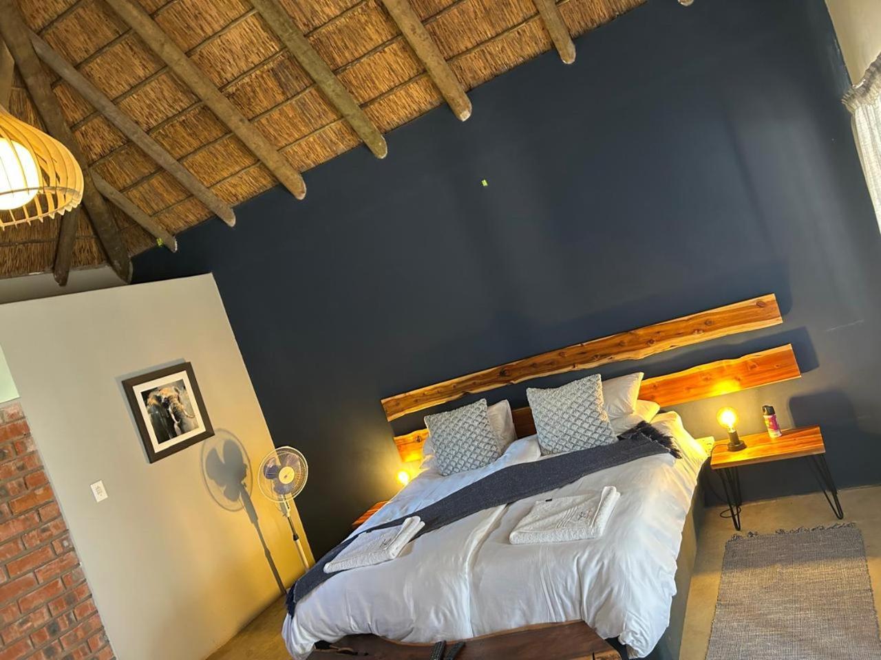 Klein Karoo Game Lodge Oudtshoorn Extérieur photo