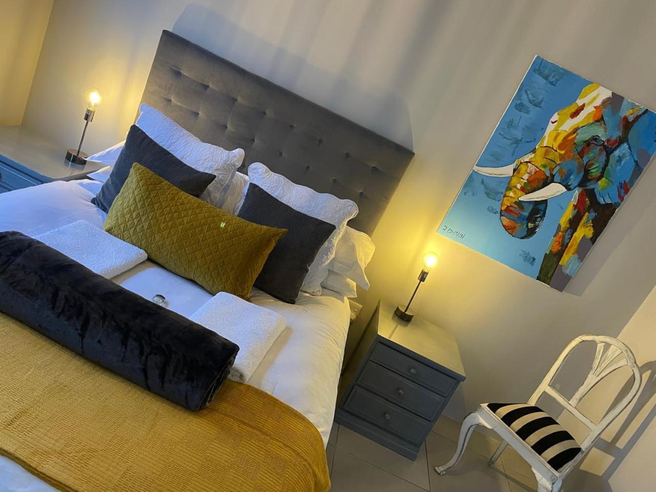 Klein Karoo Game Lodge Oudtshoorn Extérieur photo