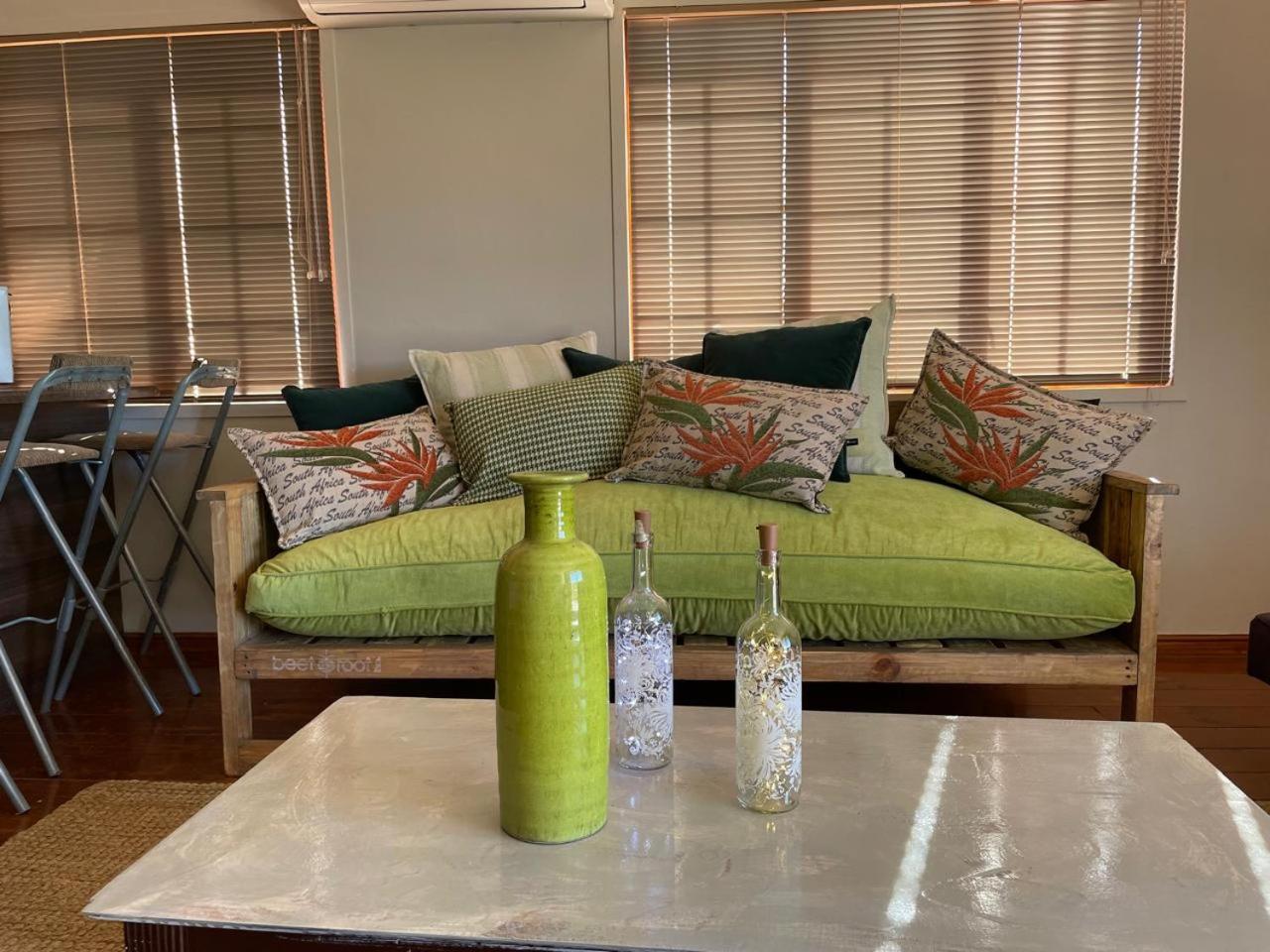 Klein Karoo Game Lodge Oudtshoorn Extérieur photo